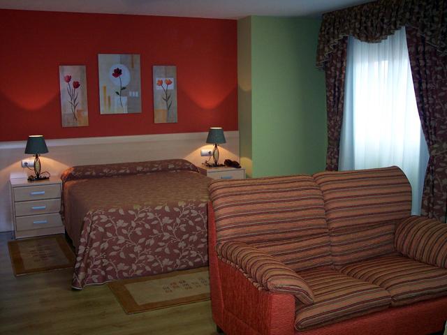 Hotel Restaurante Pizzeria Abc Laracha Bilik gambar
